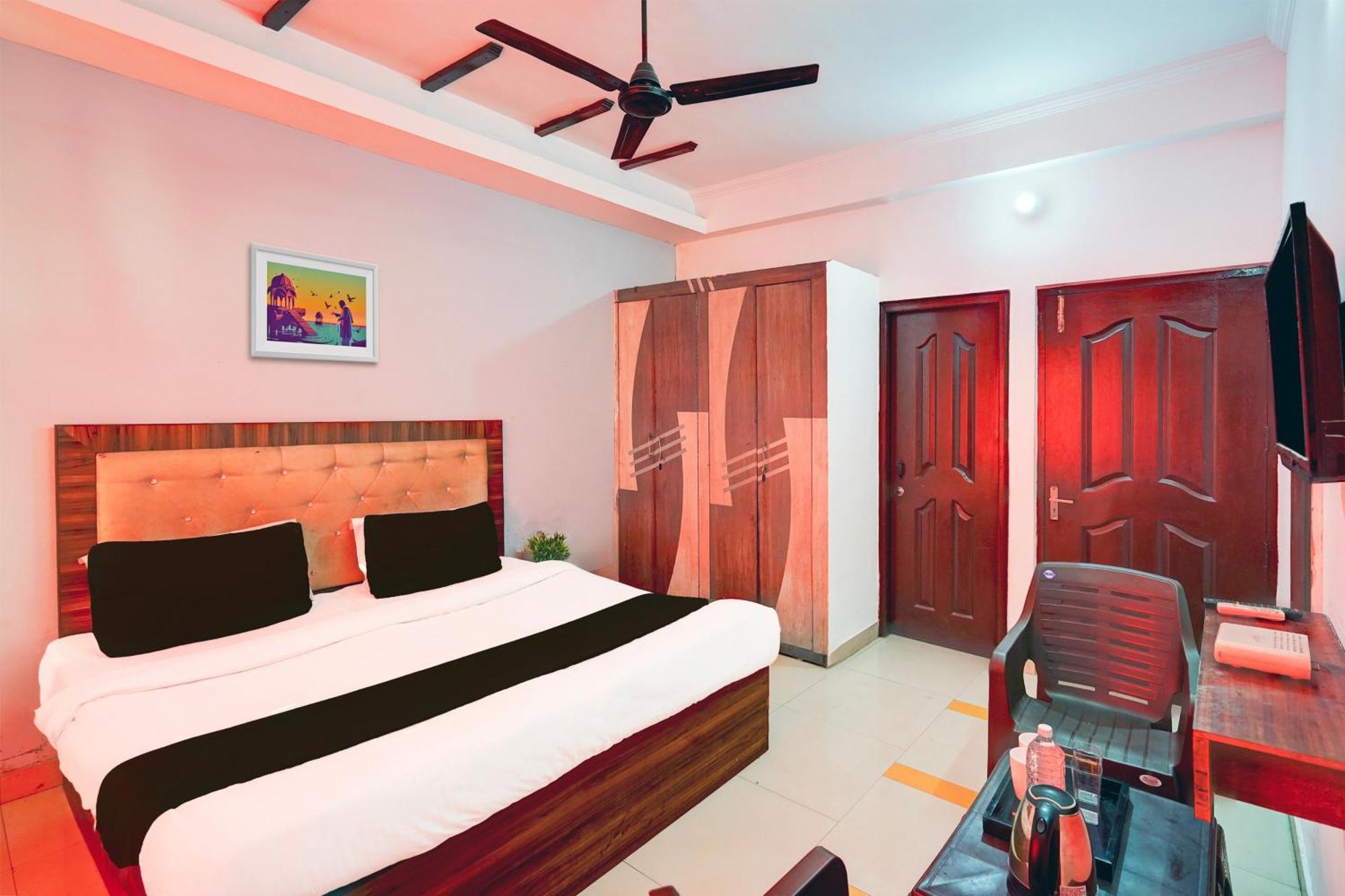 Super Hotel O Palm Dehradun Ngoại thất bức ảnh