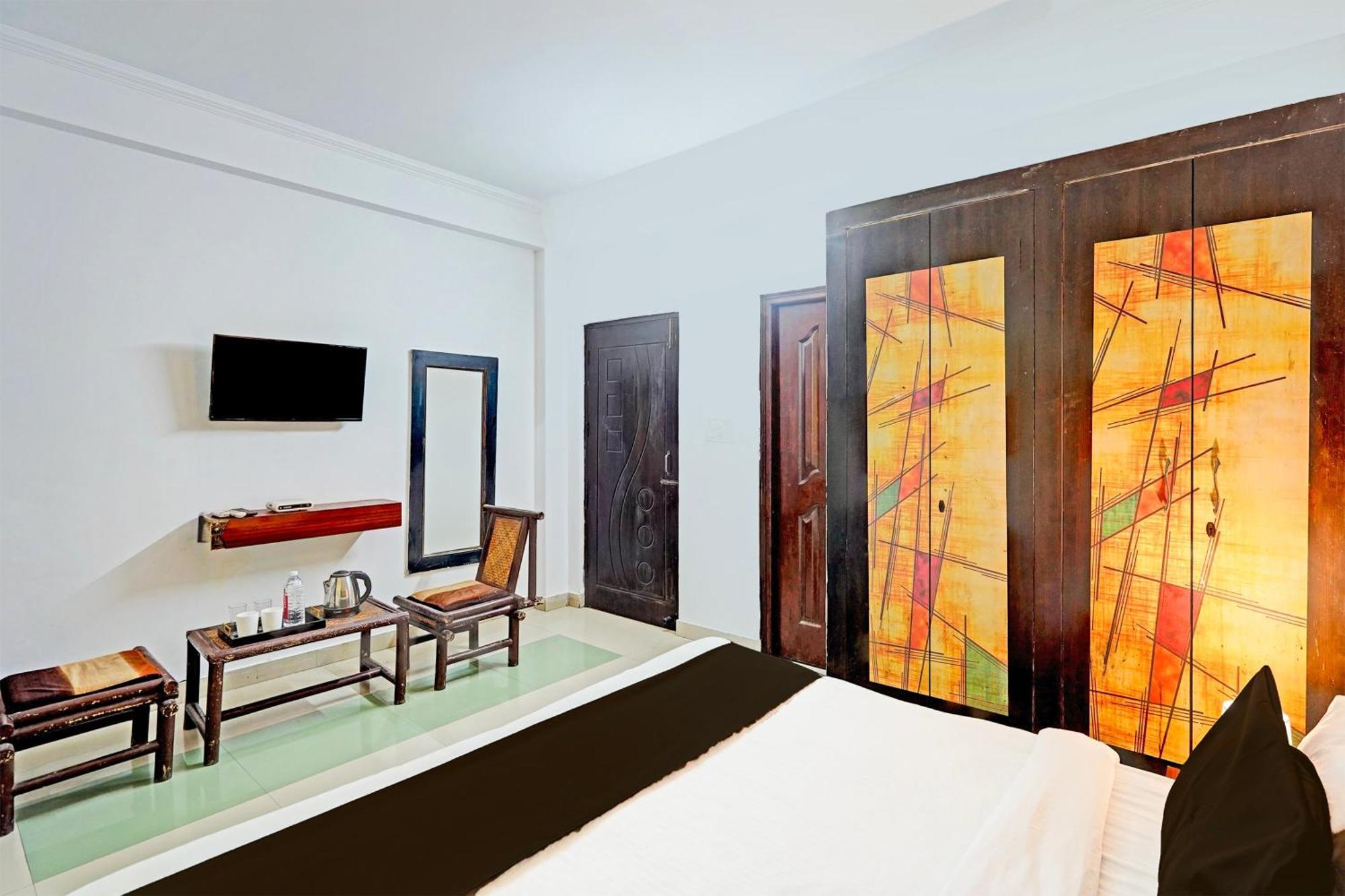 Super Hotel O Palm Dehradun Ngoại thất bức ảnh